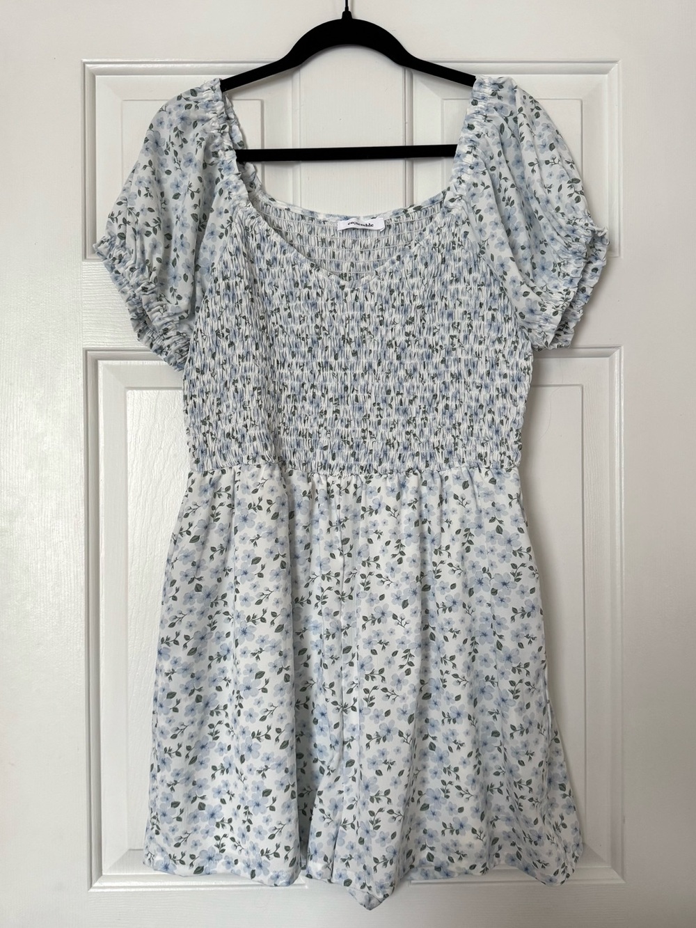 Ensemble Blue White Floral Romper